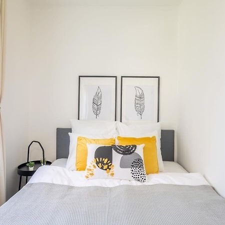 Sunny Balcony - Cute And Cozy Apartment บูดาเปสต์ ภายนอก รูปภาพ